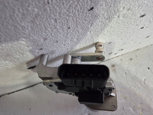 Fiat OE  Front wiper motor 1363338080 fiat ducato ii boxer ii 06-