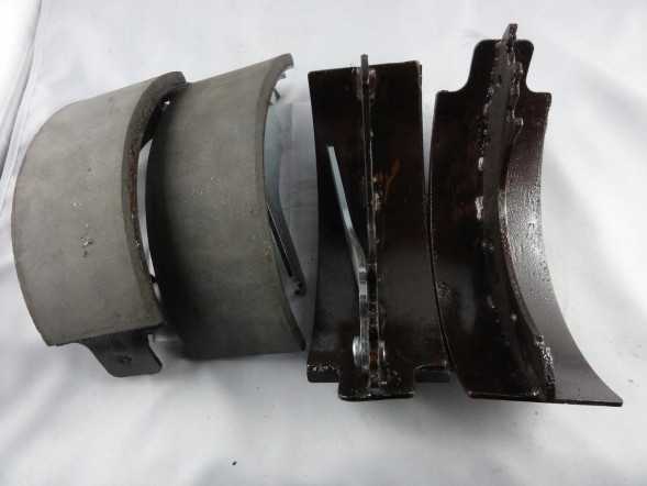 Blic SZCZĘKI 410 KACZKA BLIŹNIAK Brake shoes mercedes 408 409 410 bus duck