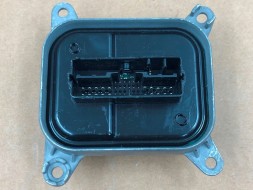 WOLLER P1802471-89-C Left right led lamp light module p1802471-89-c for tesla 3 highland y