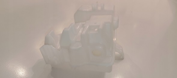 Mitsubishi OE 8260A450 WB/8260A450 Asx outlander sport 19 - washer reservoir version with level sensor