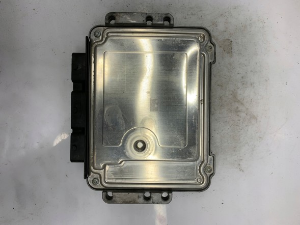 CHINA KOMPUTER SILNIKA PSA 0281012524 9659137380 Dog engine computer 0281012524 9659137380