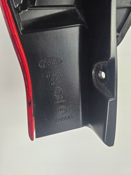 Ford OE FORD FIESTA MK7 LIFT 2012 - 2017 LAMPA TYŁ LEWY BB13405B Ford fiesta mk7 lift 2012 - 2017 lamp rear left bb13405b