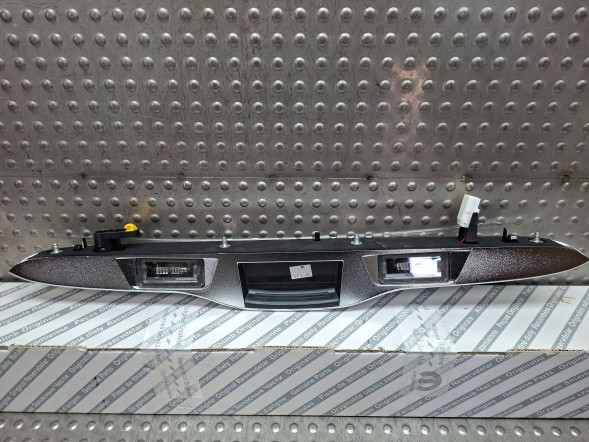 Fiat OE S26337889 Chrome flap blend 0735516207 fiat 500 2007-