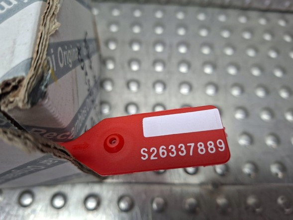 Fiat OE S26337889 Chrome flap blend 0735516207 fiat 500 2007-