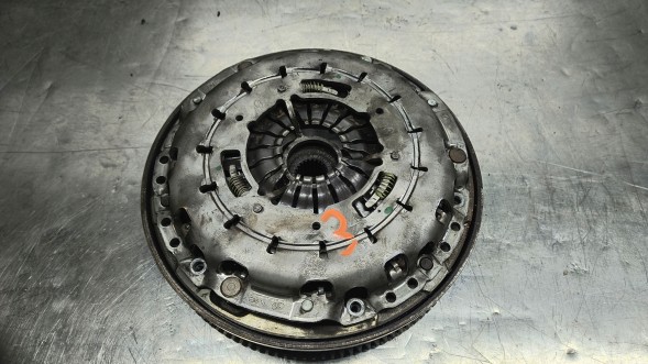 CHINA 415055210 Dual-mass wheel bmw e81/e87/e90/e60/e83/e gap 415 0552 10 415055210