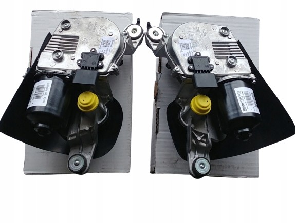 Citroen OE  Set of 2x oe wiper motor left and right front citroen c5 iii 6405lc