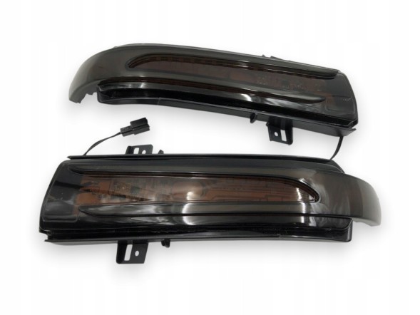 WOLLER  Flashers dynamic left right in mirrors for clc sport coupe e coupe w207