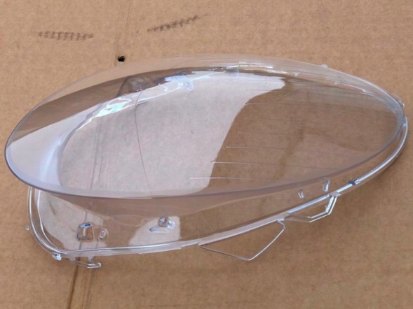 WOLLER L.169/411. Glass lampshade right front for mercedes r-class w251 2005-08 beforelift