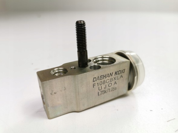 Hyundai OE 97604 25200 Expansion valve hyundai accent 1999- oe f108cbxla 97604 25200