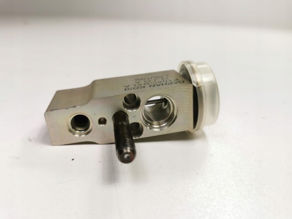 Hyundai OE 97604 25200 Expansion valve hyundai accent 1999- oe f108cbxla 97604 25200