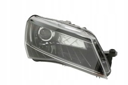 Hella 1ZS 011 939-421 Headlamp headlight 1zs011 939-421