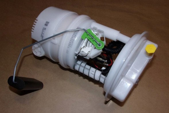 Renault OE  Fuel pump set.D logan,sandero 1.4/1.6 172024388r