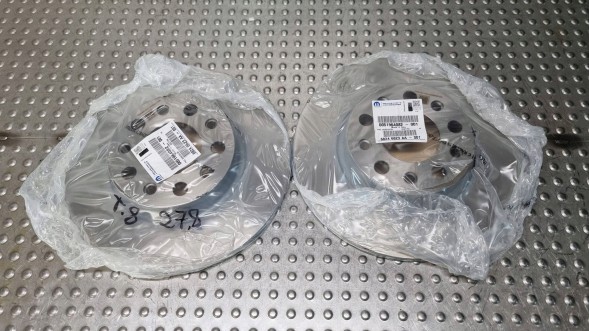 Fiat OE TARCZE HAMULCOWE TYLNE KPL MOPAR 51964082 ALFA 159 GIULIETTA 500X RENEGADE Rear brake discs set mopar 51964082 alfa 159 giulietta 500x renegade