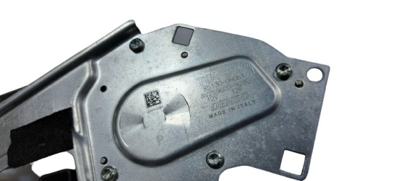 Groupe PSA Citroen C1 II Peugeot 107 Toyota Aygo Silniczek wycieraczki tył 85130-0H061 Engine wiper motor rear citroen c1 peugeot 107 toyota aygo psa oe