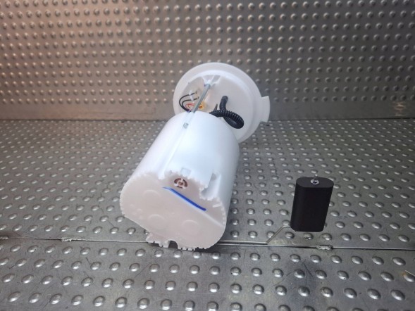 Fiat OE POMPA PALIWA 52041066 FIAT PANDA III 0.9 / 1.0 / 1.2 2012- FIAT OE Fuel pump 52041066 fiat panda iii 0.9 / 1.0 / 1.2 2012- fiat oe