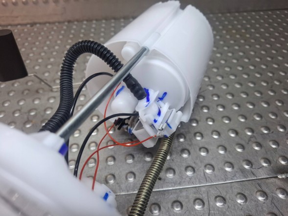 Fiat OE POMPA PALIWA 52041066 FIAT PANDA III 0.9 / 1.0 / 1.2 2012- FIAT OE Fuel pump 52041066 fiat panda iii 0.9 / 1.0 / 1.2 2012- fiat oe