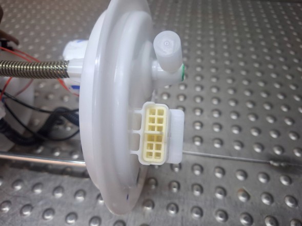 Fiat OE POMPA PALIWA 52041066 FIAT PANDA III 0.9 / 1.0 / 1.2 2012- FIAT OE Fuel pump 52041066 fiat panda iii 0.9 / 1.0 / 1.2 2012- fiat oe