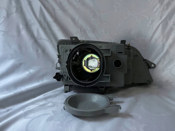 Magneti MP1-LPA792 Headlight opel omega a mp1-lpa792