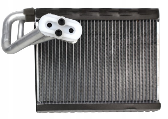 AC  Air conditioning evaporator ds675072 9818340780