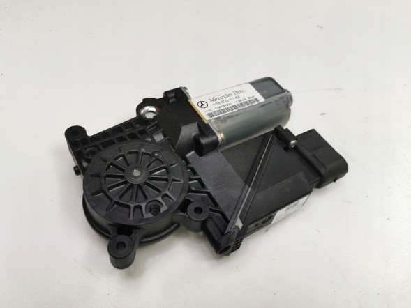Mercedes-Benz OE A1688201042 Electric motor windscreen right mercedes-benz a class a1688201042