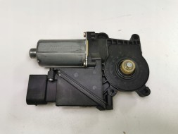 Mercedes-Benz OE A1688201042 Electric motor windscreen right mercedes-benz a class a1688201042