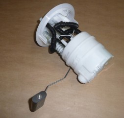 Groupe PSA 1611118380 Fuel pump complete citroen c5 c5 ii 2.0 16v hpi 1611118380
