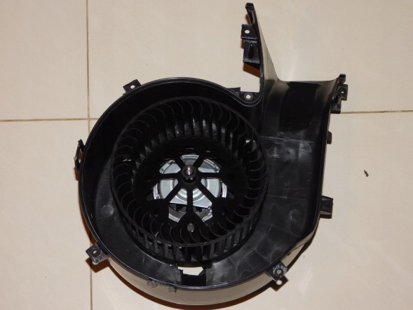 NRF 34186 Nrf blower opel astra h/vectra c 02-