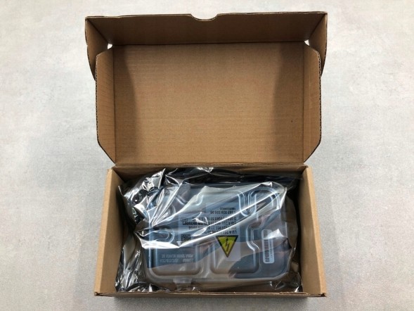 WOLLER 22743220 2273220 Xenon d1s d1r d2s d2r a2519012700 a2519021100 for mercedes w251 v251