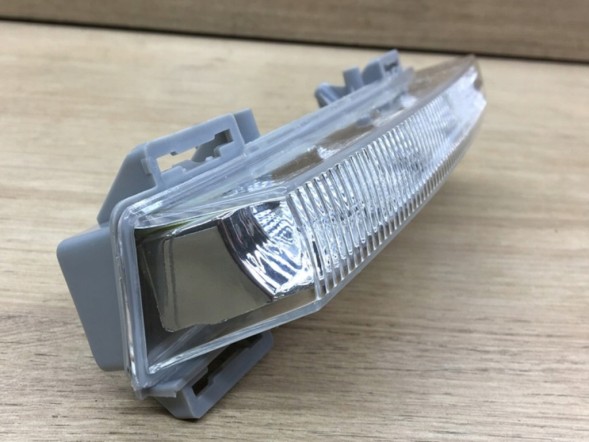 WOLLER  Led drl daytime running lights left right for mercedes glk x204 ml w166