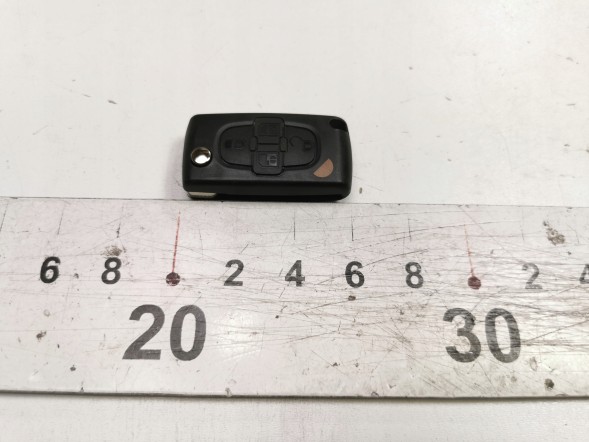 Land Rover OE LBECL00623 Set, two different keys land rover range rover lbecl00623