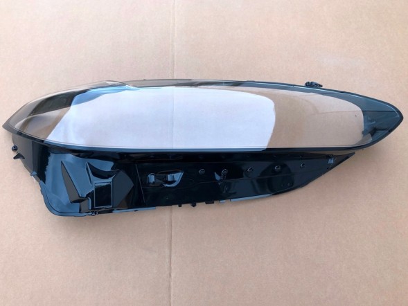 WOLLER L.169/302. Glass lampshade right front for bmw 4 g22 g23 i4 g26 2020-2022