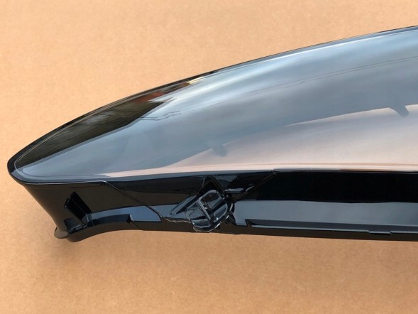 WOLLER L.169/302. Glass lampshade right front for bmw 4 g22 g23 i4 g26 2020-2022