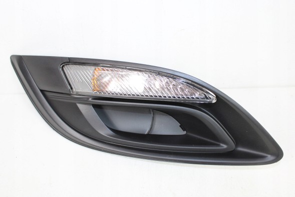 Opel OE Opel Astra IV kratka z kierunkowskazem 13368715 Opel astra j iv lift 2013- grille blinker right new original gm 13387227