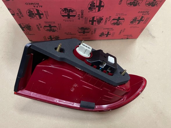 Alfa Romeo OE 60597302 Alfa romeo 166 rear lamp left for fender original