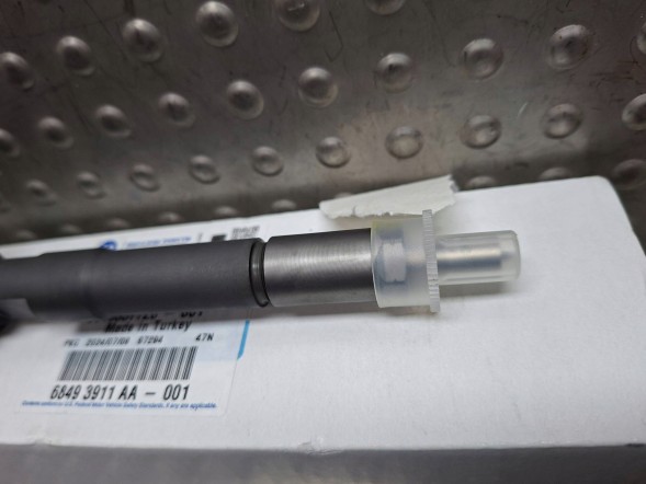 Fiat OE  Injector bosch 0445110938 fiat 500x tipo qubo 1.3 mjet 2014-