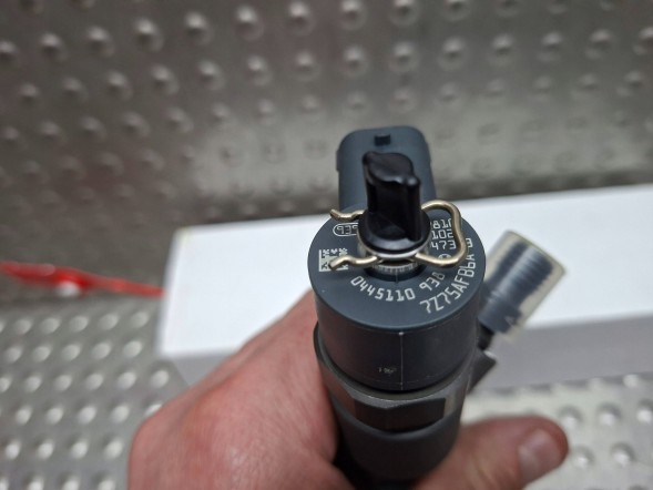 Fiat OE  Injector bosch 0445110938 fiat 500x tipo qubo 1.3 mjet 2014-