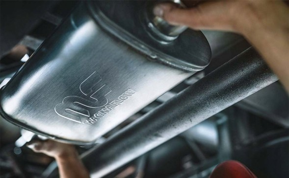 Magnaflow 10426 Silencer magnaflow 4" 2.5"/2.5" 63mm / 63mm usa 10426