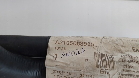 Mercedes-Benz OE A2105068935 Mercedes w210 s210 om611 om613 heating hose heating original