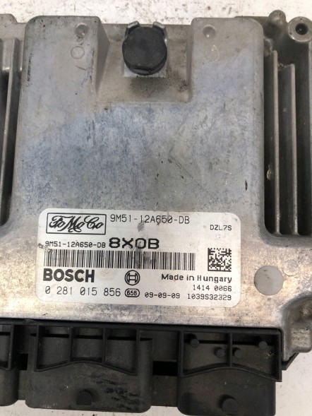CHINA KOMPUTER SILNIKA FORD 9M51-12A650-DB 0281015856 Engine computer ford 9m51-12a650-db 0281015856