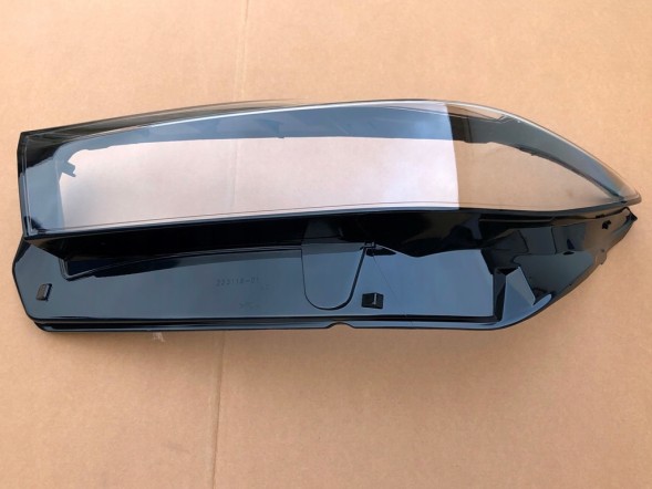 WOLLER L.169/303. Glass headlight lampshade left front for bmw 6 g32 lift 2020-2023