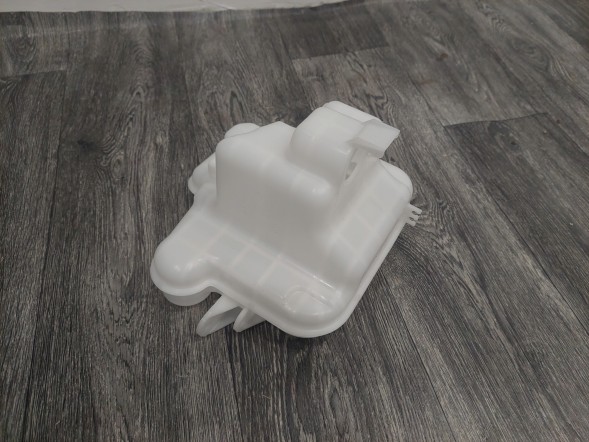 Honda OE HONDA HR-V II ZBIORNICZEK SPRYSKIWACZY 060851-505 Honda hr-v ii washer reservoir 060851-505