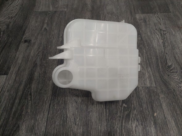 Honda OE HONDA HR-V II ZBIORNICZEK SPRYSKIWACZY 060851-505 Honda hr-v ii washer reservoir 060851-505