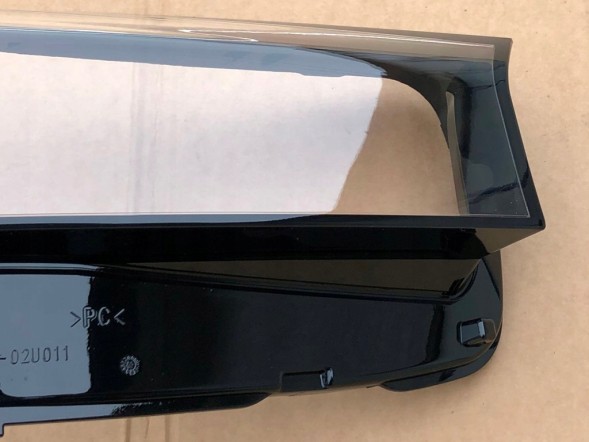 WOLLER  Cover glass lamp right front bmw 5 g30 g31 g38 f90 2020-2023 lci