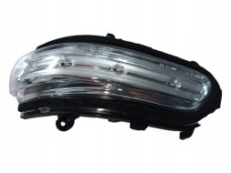 Toyota OE Toyota oe avensis t25 left mirror direction indicator