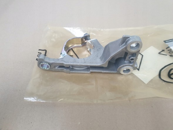 Renault OE  Shaft support renault oe hit iv 2.0 dci automat