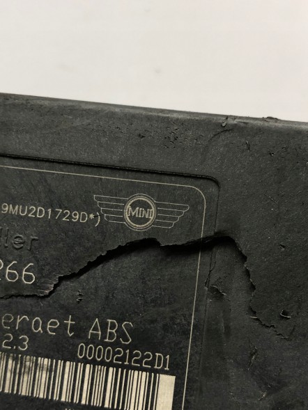 CHINA POMPA STEROWNIK ABS 6760266 6760265 Pump controller abs 6760266 6760265