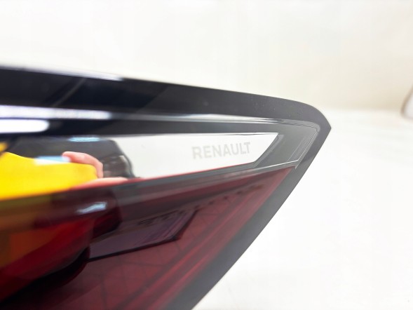 Renault OE  Oryg lamp right rear renault megane v e-tech