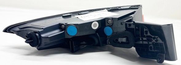 Renault OE  Oryg lamp right rear renault megane v e-tech