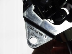 CHINA J8A213K130A New original washer nozzle in bumper range rover velar l560 lr102049