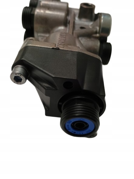 Knorr-Bremse  Axle lift load valve knorr k014977 k017224n00 k004611